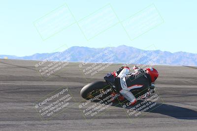 media/Nov-17-2024-CVMA (Sun) [[1fec520723]]/Race 11-Amateur Supersport Open/